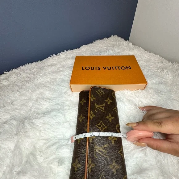 LOUIS VUITTON Monogram Canvas Pochette Twin GM Shoulder Bag - Picture 10 of 10